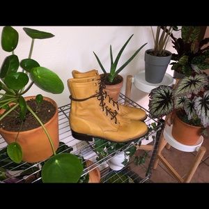 Vintage Like New Justin Lacer Boots Mustard/Gold